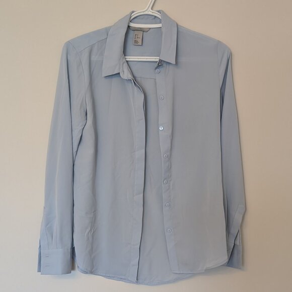 H&M, Button up blouse, powder blue, size 2 - Picture 14 of 15